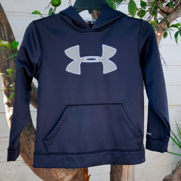 Under Armour Other - Under armour boy's hoodie size S color black